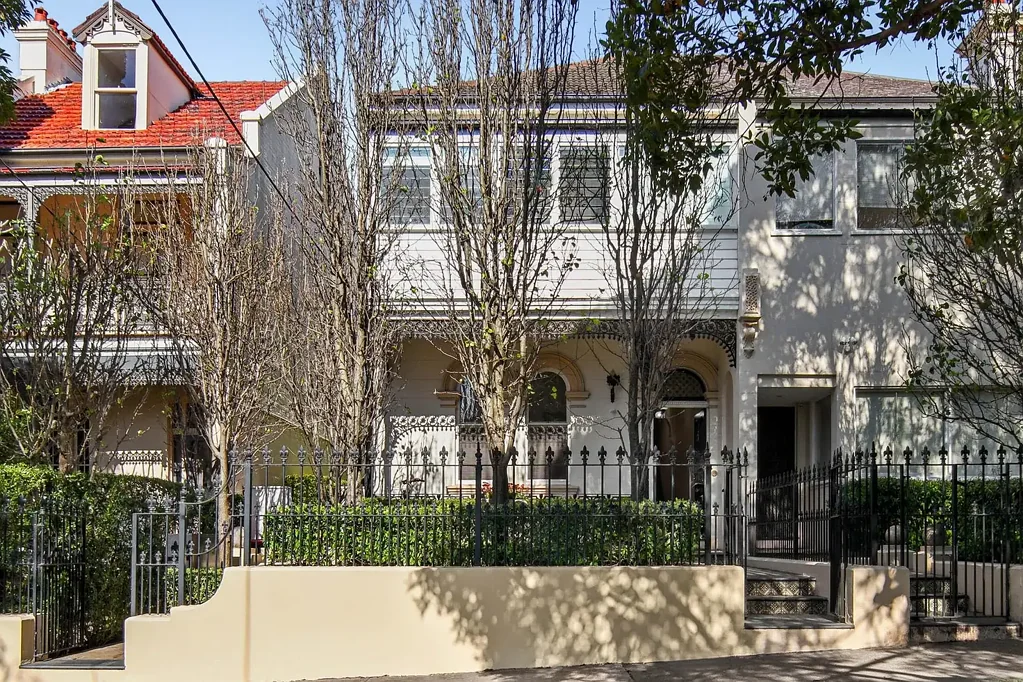 Lewisham 7ਬੈੱਡਰੂਮ Boutique Block With Classic Character And Impressive Returns