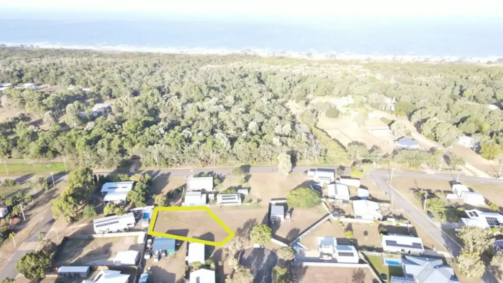 Forrest Beach PRIME BEACH OPPORTUNITY : SPACIOUS BLOCK IN FORREST BEACH!