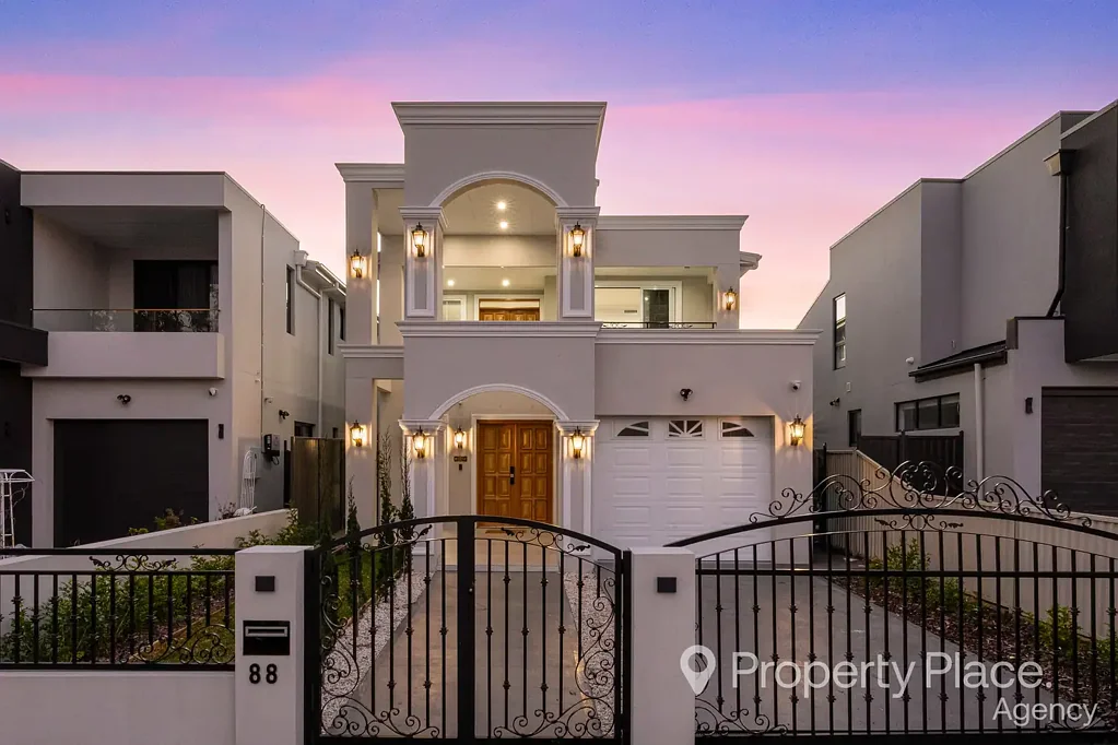 Revesby 5 Bedroom Lucky Number 88 - A Free-standing Double Brick Architectural Masterpiece in Revesby