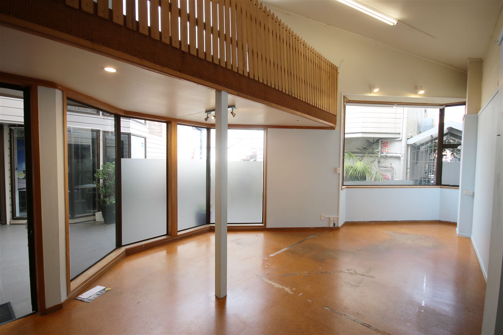 1/28 Victoria Road, Papatoetoe, Auckland - Manukau, 2 chambres, 1 salles de bain, Retail Premises