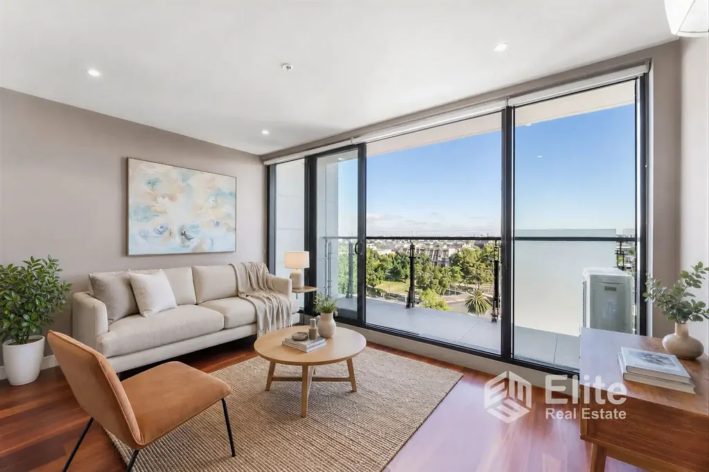 Modern Unfurnished One-Bedroom Apartment in the Heart of Melbourne CBD