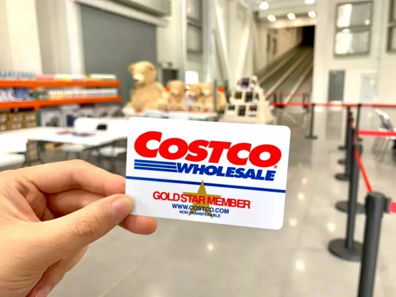 限流限购！Costco第二天依旧火爆，凌晨2点黄牛排队出动，海外代购叫苦连天