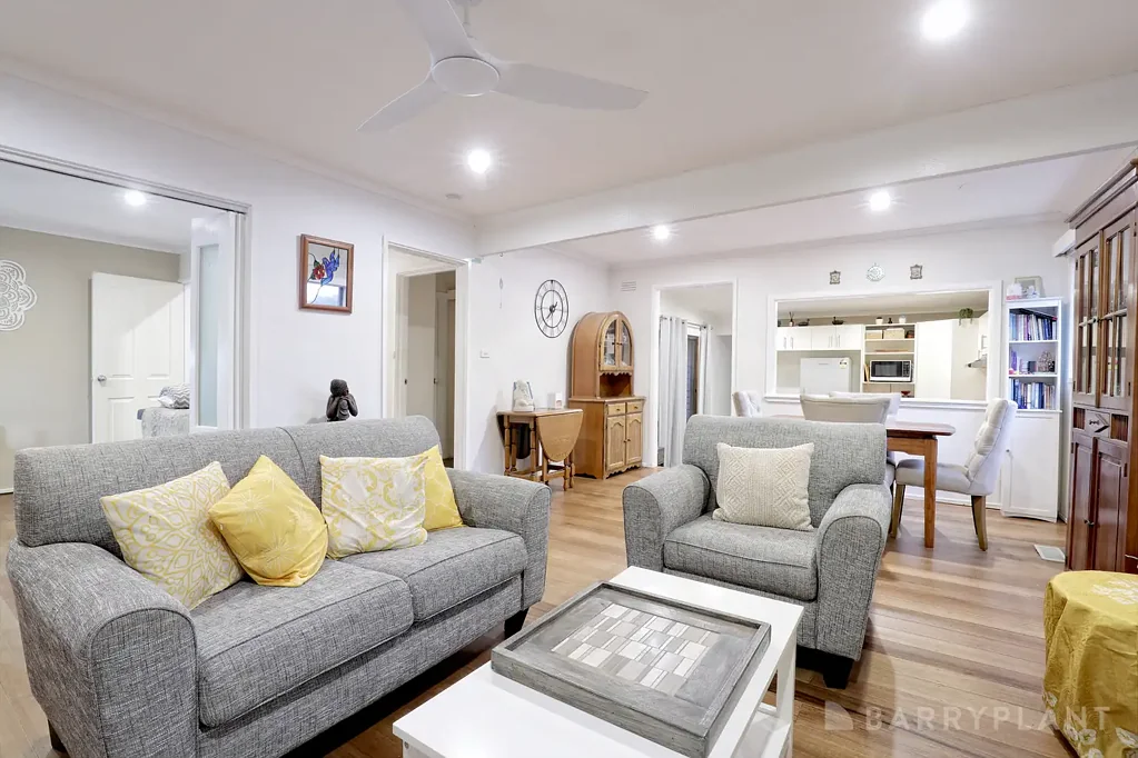 25 Hazel Street, Cockatoo, VIC 3781