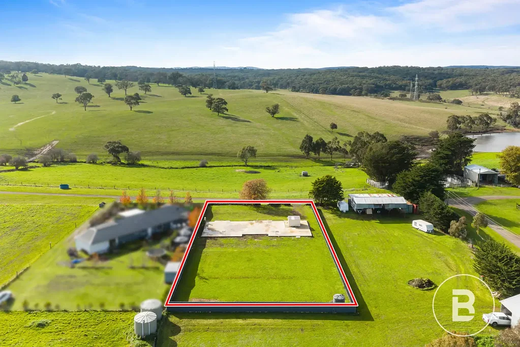 Clarendon Approved Plans & Permits to Build Your Dream Country Retreat with Stunning Views