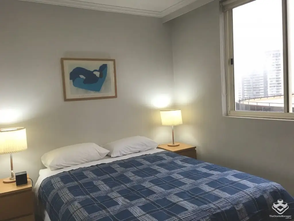 Location! Modern 1 bedroom apartment in Chatswood CBD