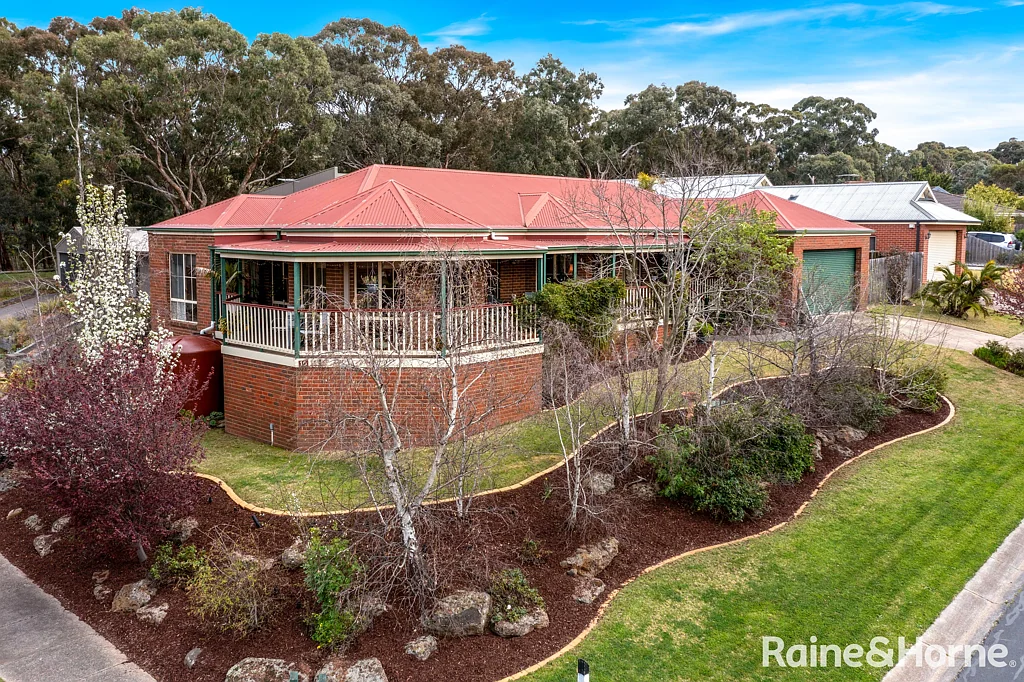 10 Allen Court, Sunbury, VIC 3429
