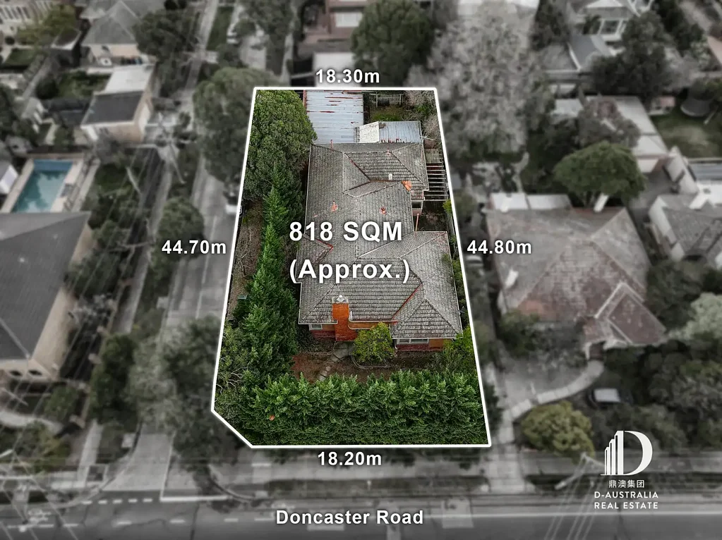 Balwyn North 6房 Balwyn北核心地段 818平米转角地块 六卧三卫 两厨露台 步行名校 电车购物 近在咫尺 Spacious Family Classic with Endless Potential