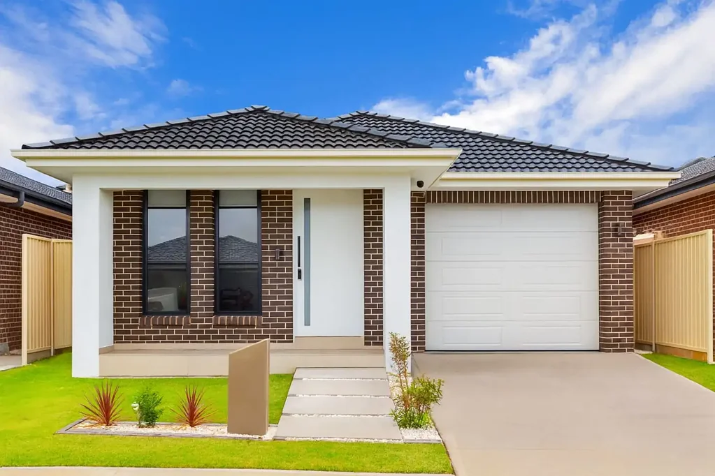 Box Hill 4 Bedroom Spacious 4-Bedroom Single-Storey Family Home with Alfresco Living in Box Hill