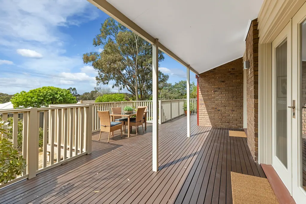 2/232 Carpenter Street South, Spring Gully, VIC 3550