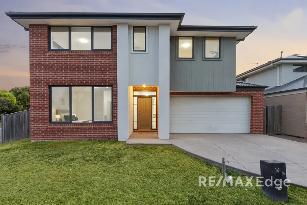 Truganina 5غرفة نوم Spacious & Stylish 5-Bedroom Home in Prime Truganina Location!