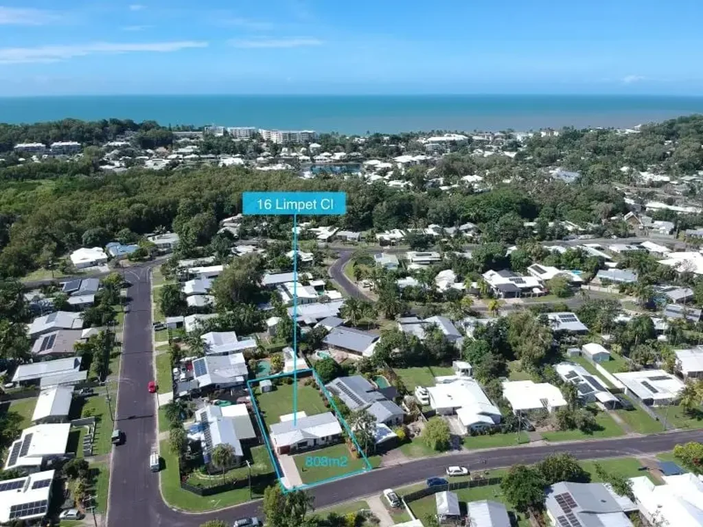 16 Limpet Close, Trinity Beach, QLD 4879