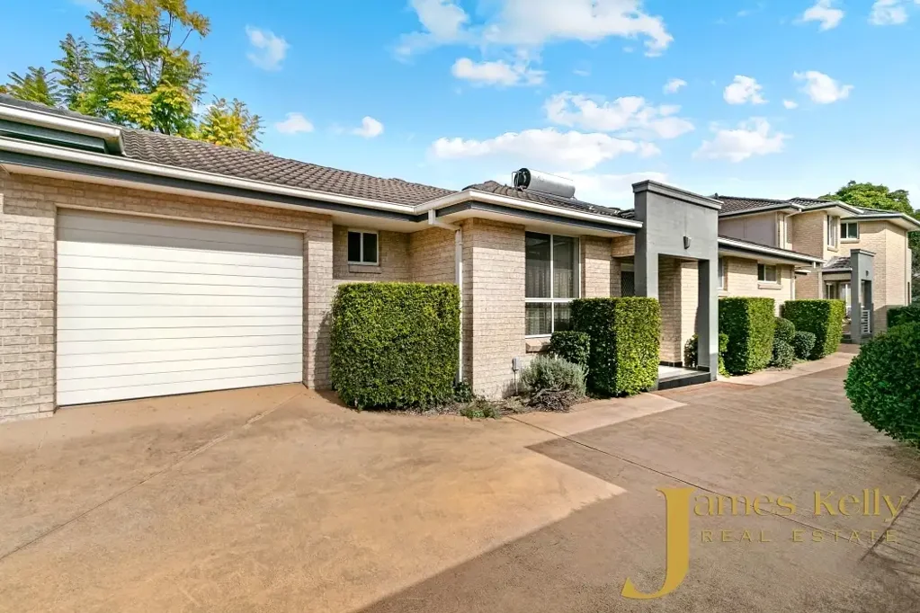 East Hills 3 Bedroom Absolutely Massive Home in Highly Sought After Location !!