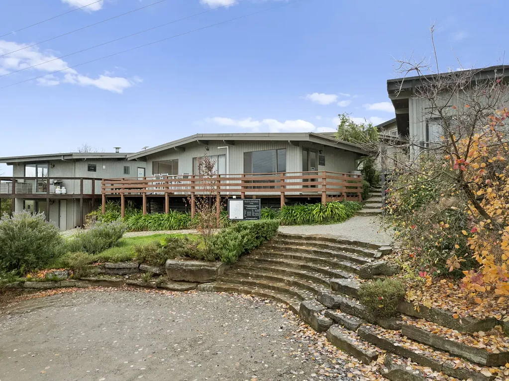Merrijig 3房  Gateway to the High Country - Three Apartments, Endless Possibilities