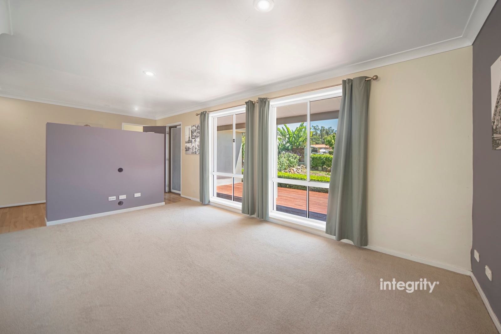 10 LUCAS ST, NORTH NOWRA NSW 2541, 0 habitaciones, 0 baños, House