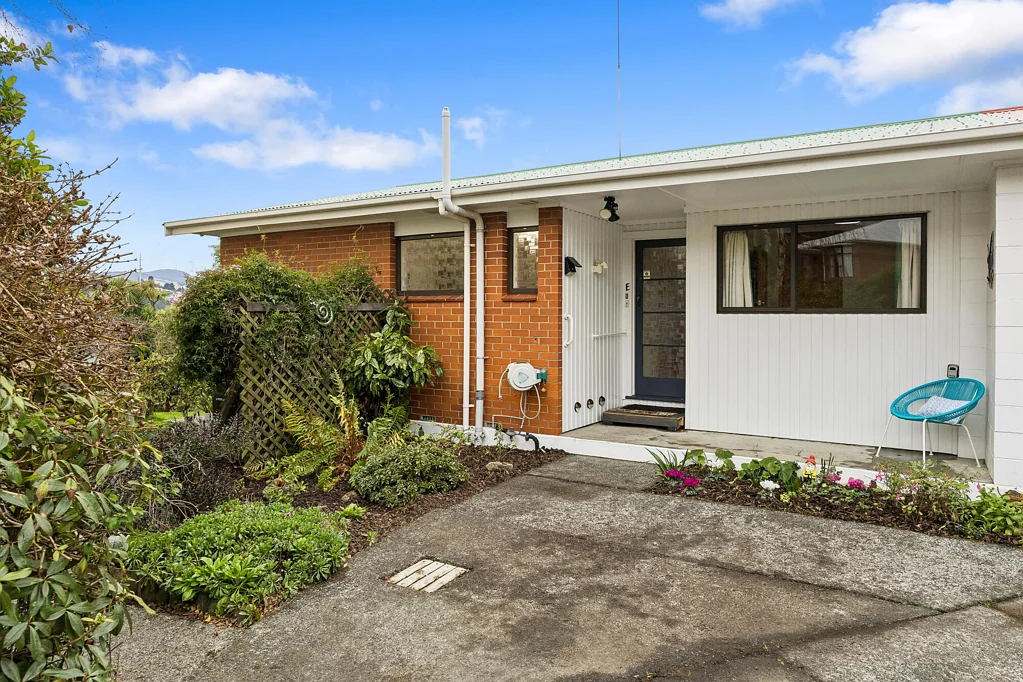 Caversham 2બેડરૂમ Sun, space and easy living
