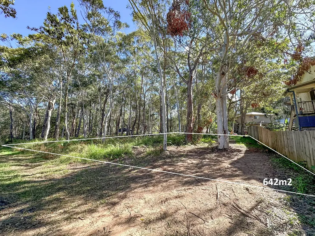 Russell Island Tranquil Seclusion on the Northern End – 642m² of Untouched Potential