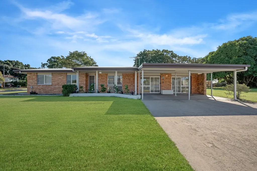 12 Bernborough Avenue, Ooralea, QLD 4740