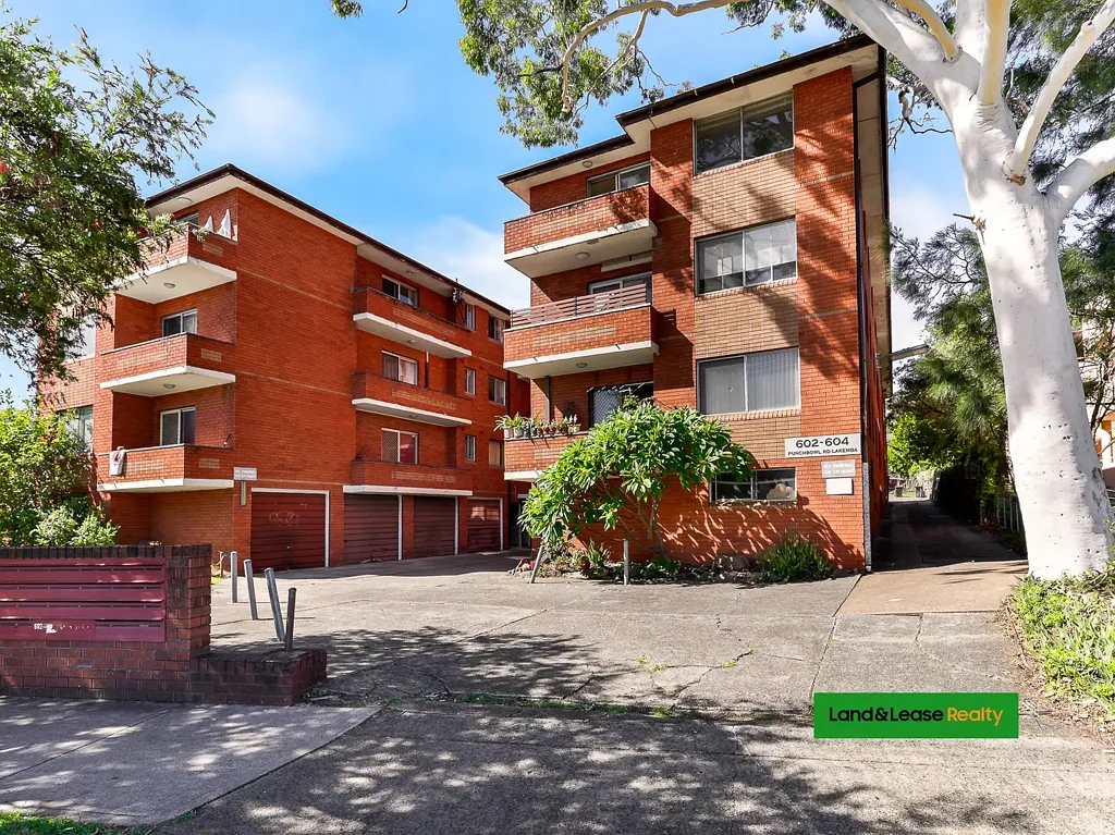Lakemba 2Moenga perfect Two bedroom Unit for sale at Lakemba