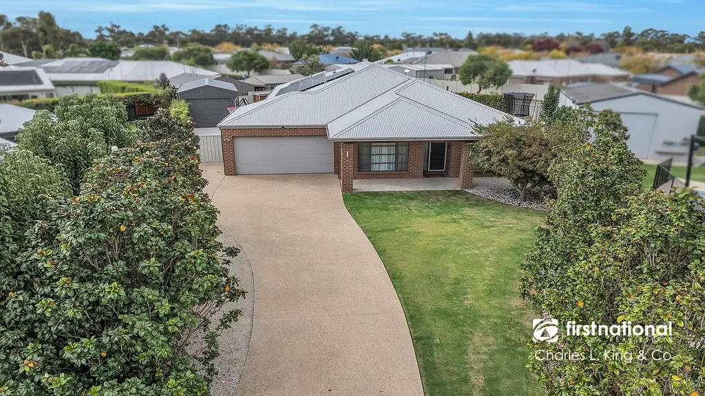 Moama 4房  Great Family Home in Quiet Court Location