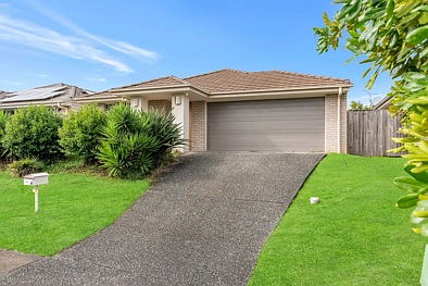 Coomera 4房  Spacious Family Living or a Ready-Made Investment