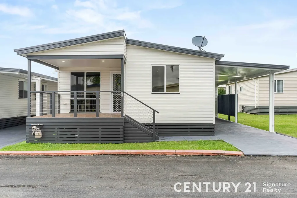 64/278-280 Princes Highway, Bomaderry, NSW 2541