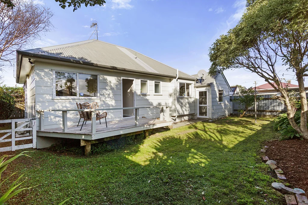 Alicetown 2chambre Two Bed With Garage! Pick Me!
