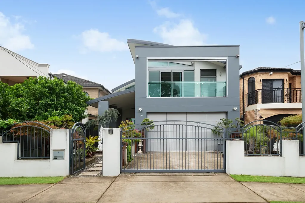 20 Draper Avenue, Roselands, NSW 2196