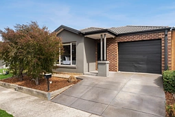115 Moor Park Drive, Craigieburn
