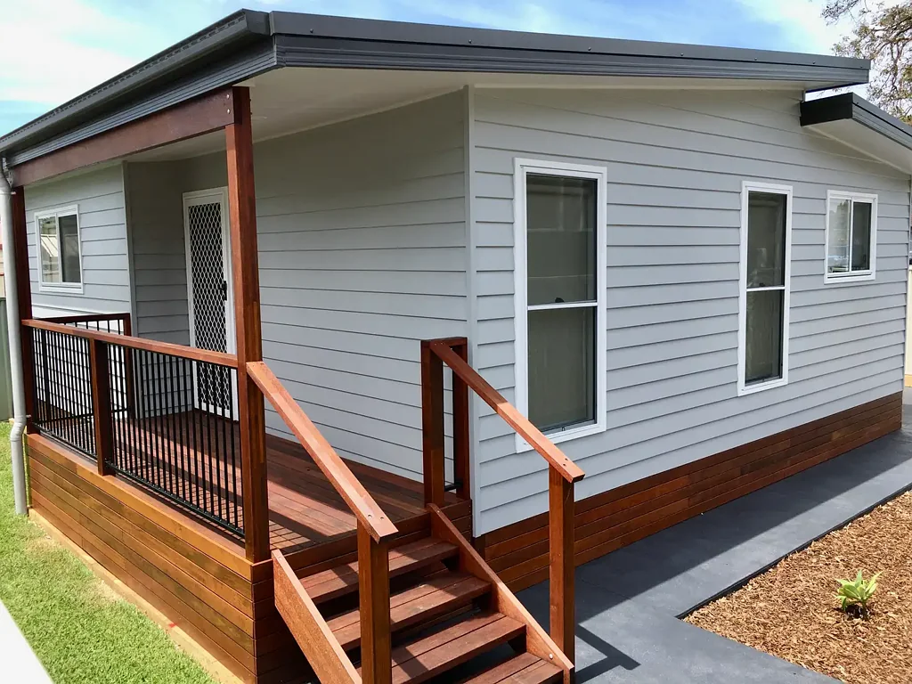 LOCATED IN THE HEART OF UMINA BEACH!
