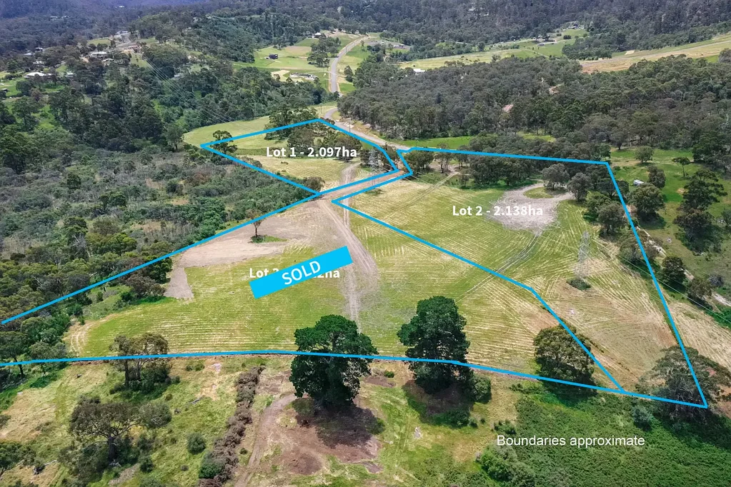 Cambridge Exciting New Acreage Lots - 15 minutes from the CBD