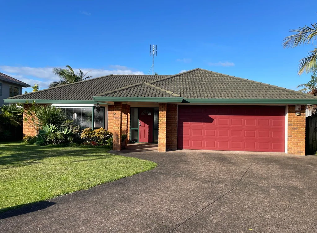 4 bedrooms and 2 bathrooms