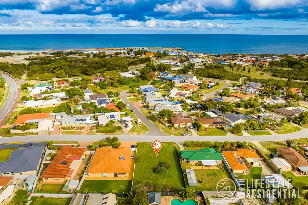 8 Weatherley Drive, Two Rocks, WA 6037