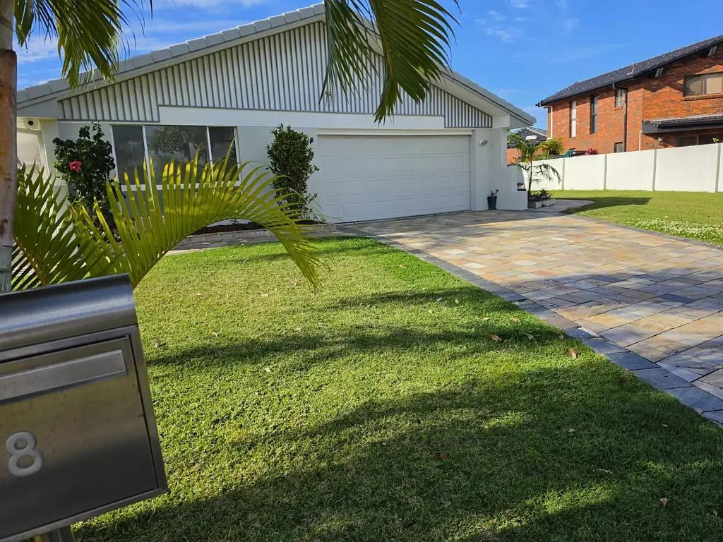 8/37 Murtha Drive, Elanora, QLD 4221