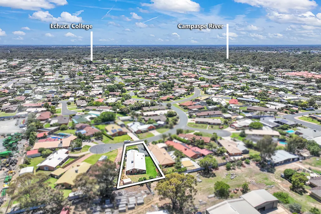 44 Adelaide Crescent, Echuca, VIC 3564