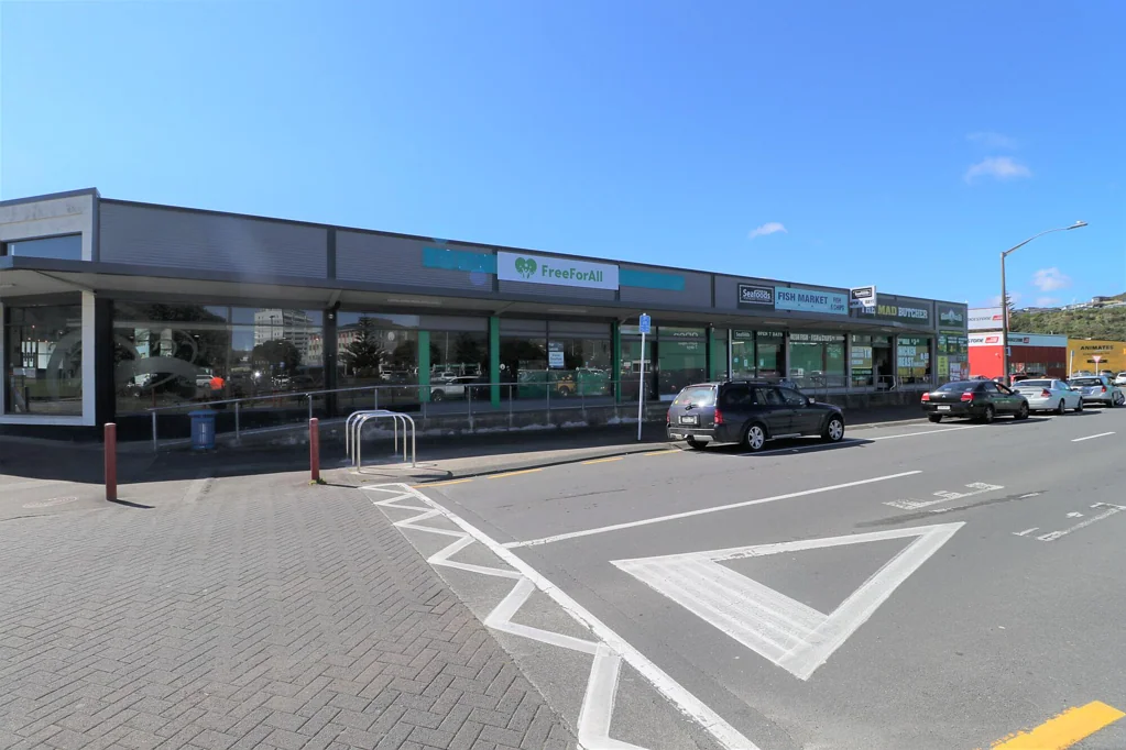 Porirua Retail with Profile - Porirua
