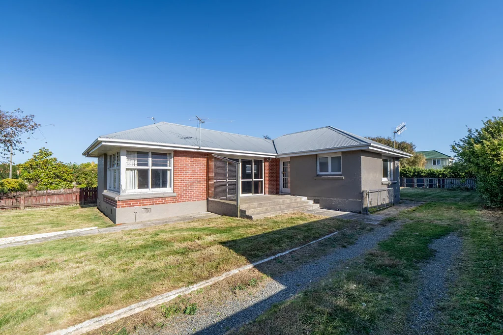 Glengarry 2房  Quiet street, big opportunity