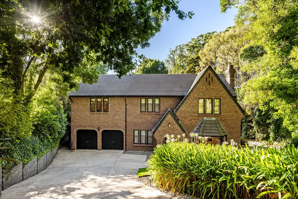 18 Valley Side Drive, Crafers, SA 5152