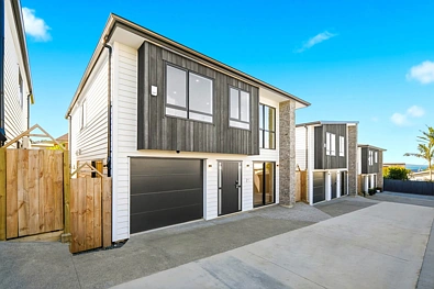 Torbay 4房 全新、独立式海滨生活 Brand New, Freestanding & Coastal Living