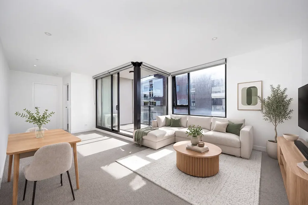 Low maintenance living on Mt Alexander Road