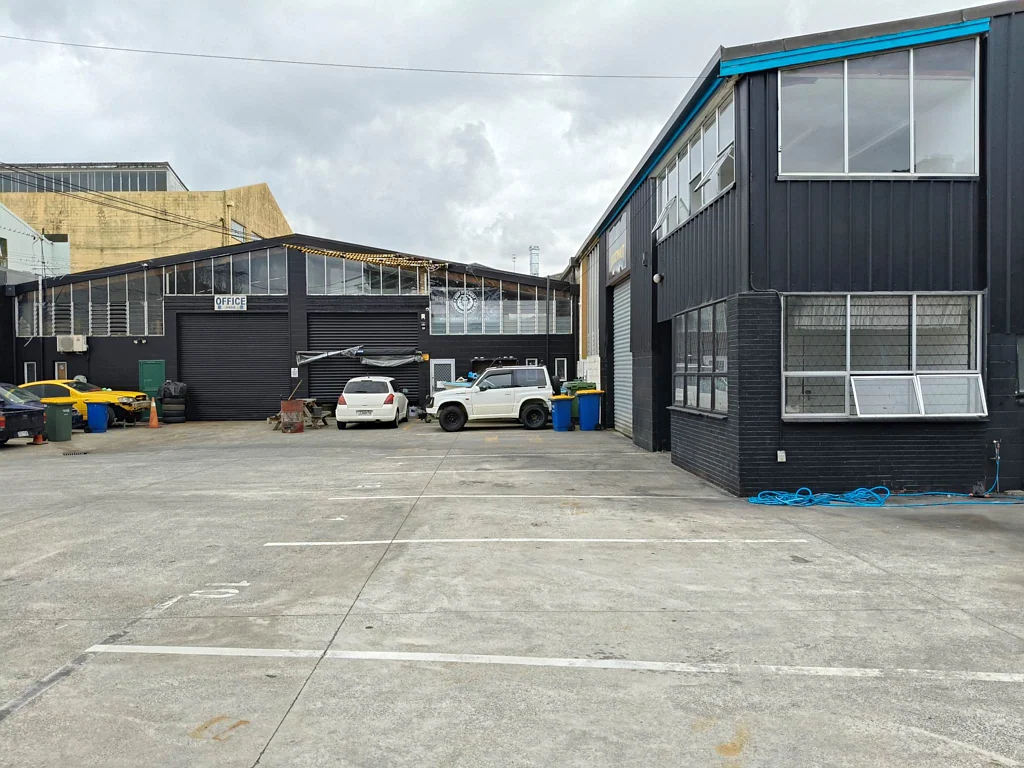 Henderson OWNER-OCCUPIER DELIGHT
