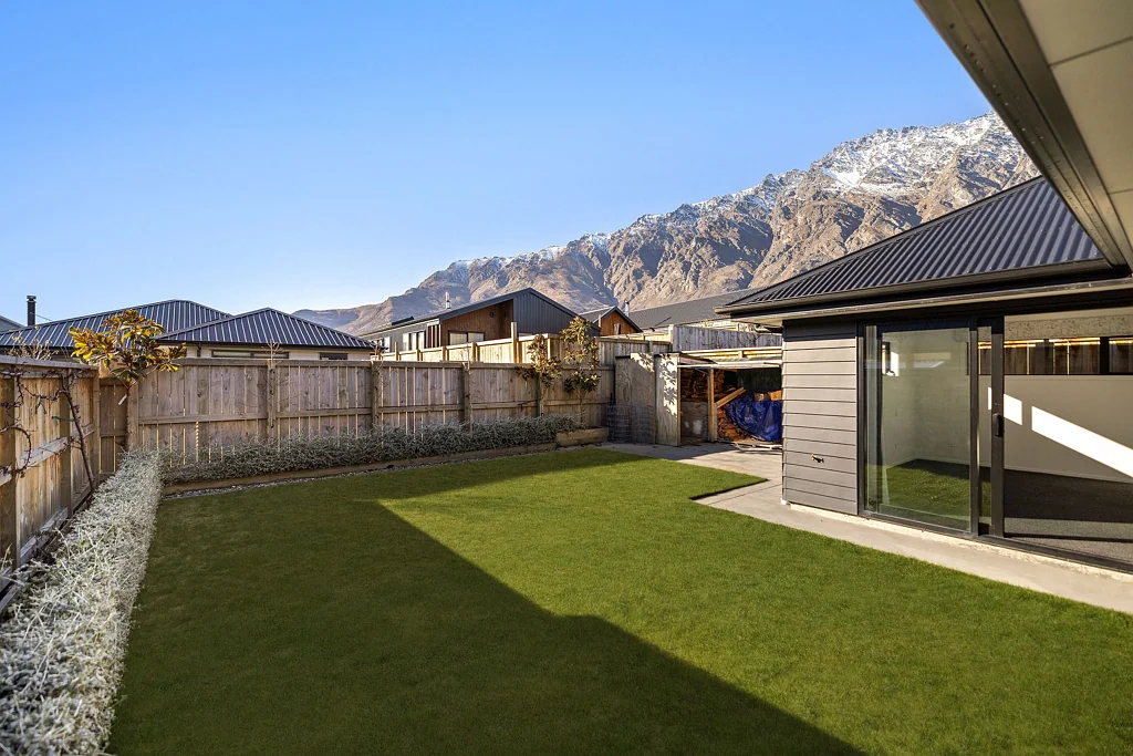 18 Crop Street, Hanley's Farm,, Jacks Point, Queenstown-Lakes, Otago