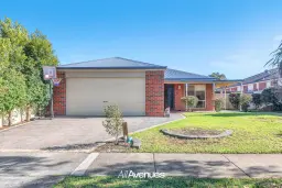 10 Lobelia Street, Pakenham