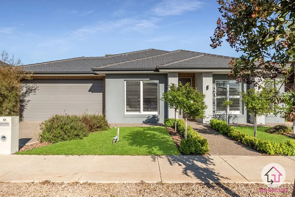 $610 PW - LUXURY FAMILY HOME