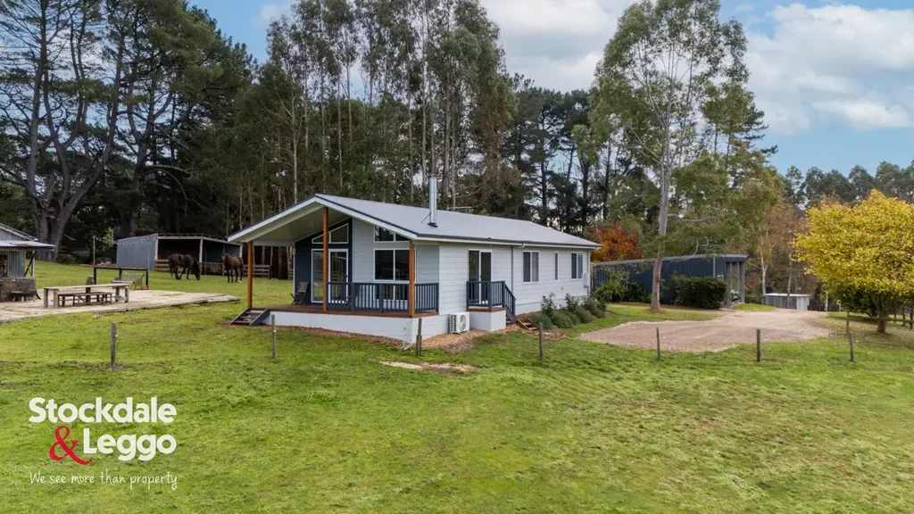 Mirboo MODERN HOME WITH SWEEPING VIEWS ON 43 ACRES