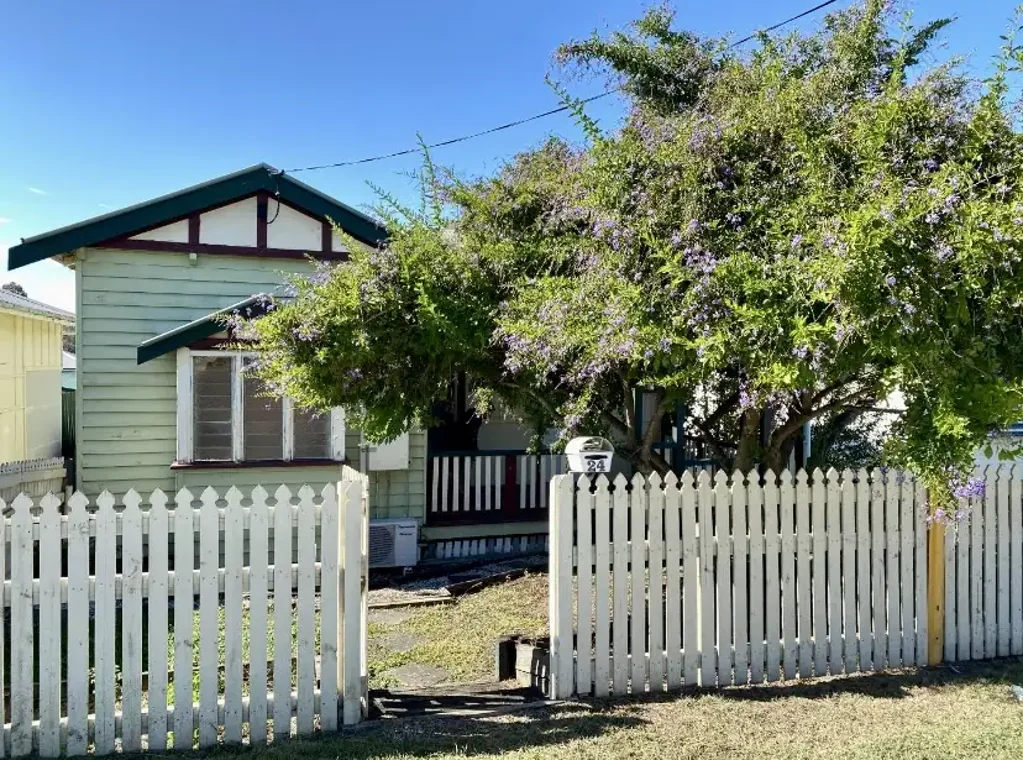 Kilcoy Looking for the grace and charm of a country cottage in the heart of town…..here it is.