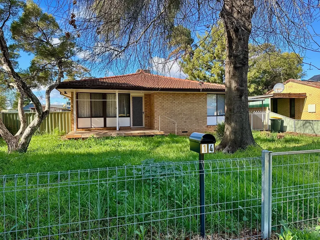 3 BEDROOM BRICK HOME