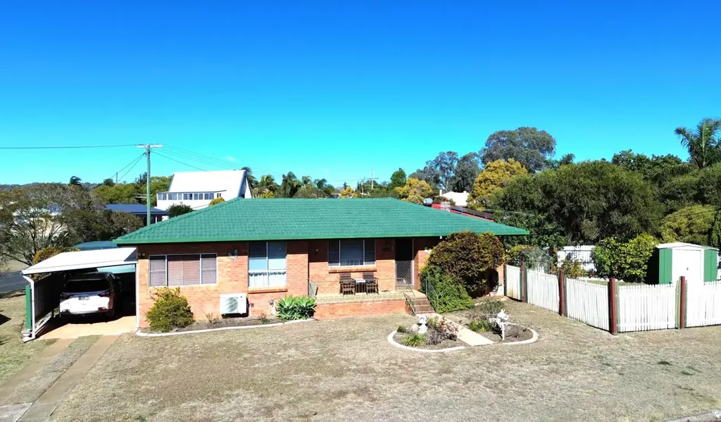 82 Proposch Street, Oakey, QLD 4401