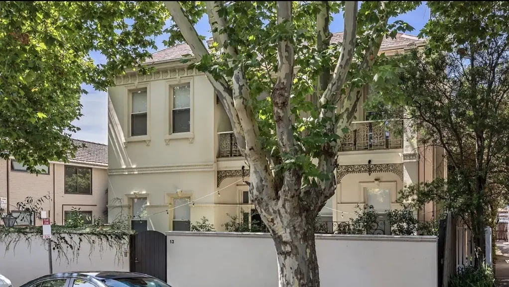 Ground Floor Comfort in the Heart of Elwood| FLARE REAL ESTATE