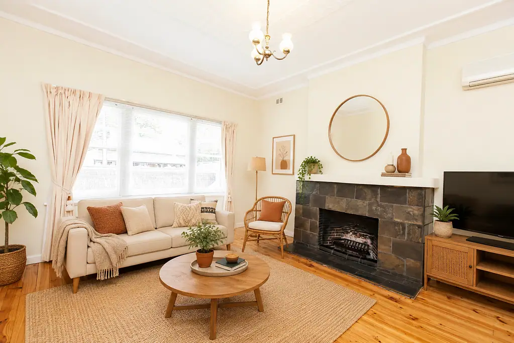 Lovely Home in a Prime Location!