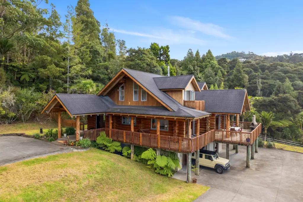 Oratia 4Phòng ngủ Grand Mountain Chalet Lifestyle